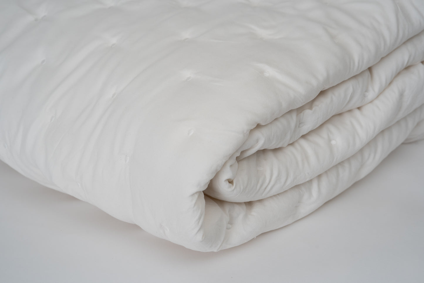 Quilt Set Ultra Soft Microfiber Stone-Washed Lightweight All Season - white